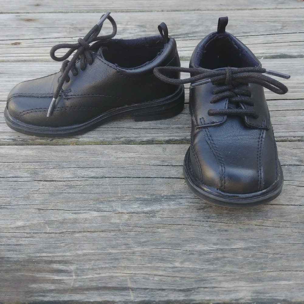 Toddler dress shoes